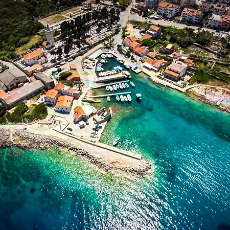 Villa Sv. Martin มาลีโลชินจ์ ภายนอก รูปภาพ